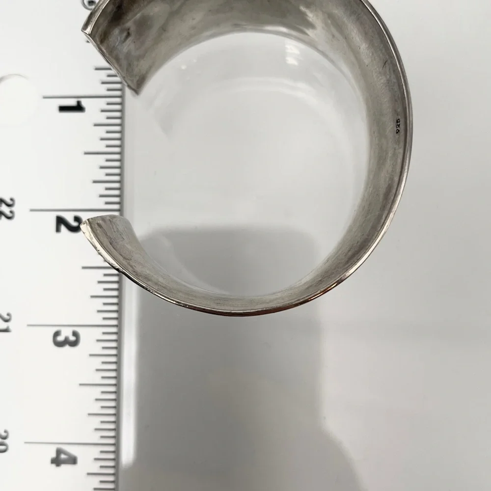 Sterling Silver .925 Cuff Bracelet - Picture 6 of 8